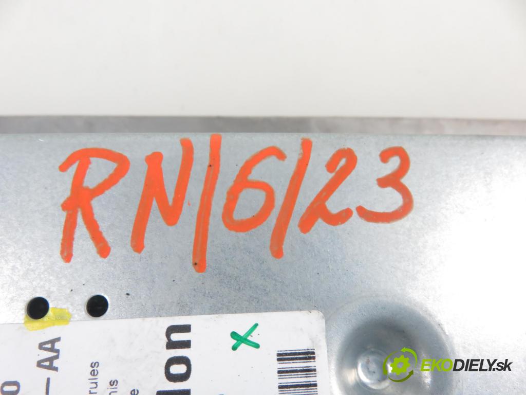 LAND ROVER RANGE ROVER SPORT (L320) SUV 2009 2720,00 Wzmacniacze 2720,00 Zosilňovač 8H3219C164AA (Zosilňovače)