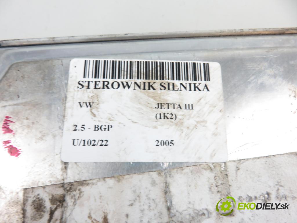 VW JETTA III (1K2) SEDAN 2005 2480,00 Sterowniki silnika 2480,00 Riadiaca jednotka Motor 06A906032QE; 0261208553