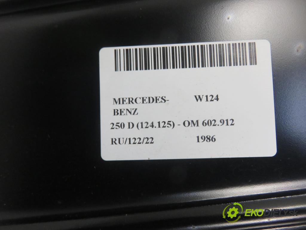 MERCEDES-BENZ Sedan (W124) SEDAN 1986 2497,00 Szyberdachy 2497,00 střešní okno  (Okna karoserie)
