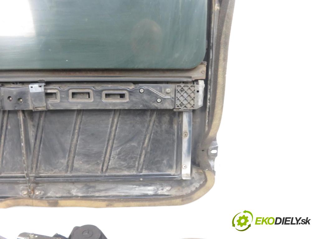 MERCEDES-BENZ Sedan (W124) SEDAN 1986 2497,00 Szyberdachy 2497,00 střešní okno  (Okna karoserie)