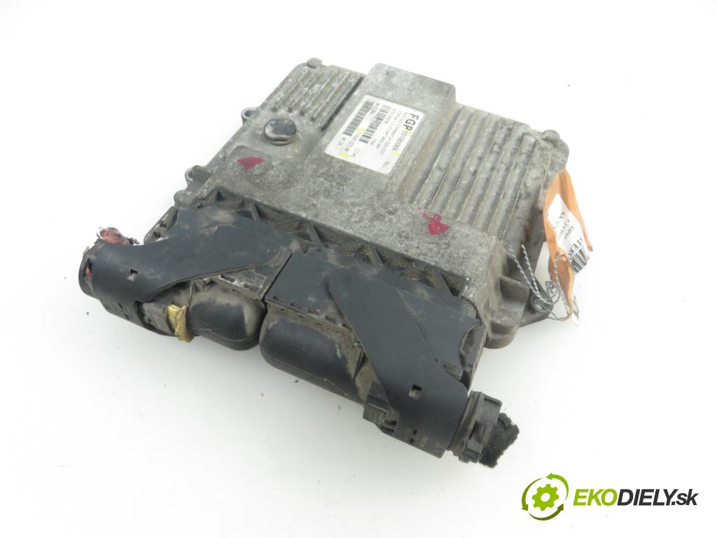OPEL CORSA C (X01) HB 2002 1248,00 Sterowniki silnika 1248,00 Riadiaca jednotka Motor 55190069; 7160002306