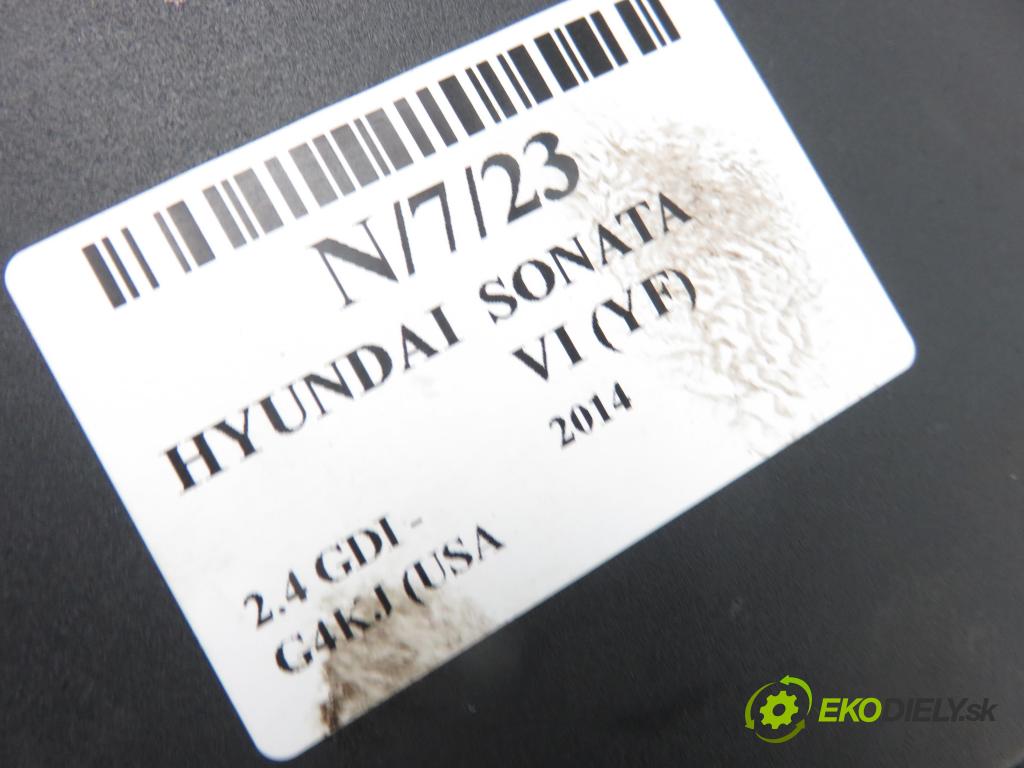 HYUNDAI SONATA VI (YF) SEDAN 2014 2359,00 Pozostałe 2359,00 Lakťová opierka