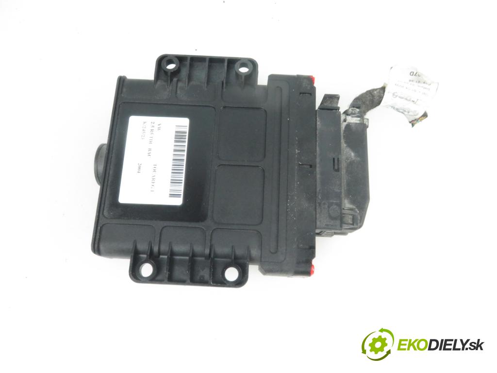 VW TOUAREG (7LA, 7L6, 7L7) SUV 2004 2461,00 Sterowniki skrzyni 2461,00 Riadiaca jednotka prevodovky 09D927750BE