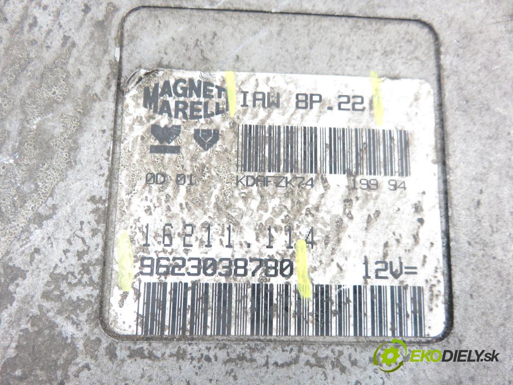 FIAT ULYSSE (220_) MINIVAN 1994 1998,00 Sterowniki silnika 1998,00 Riadiaca jednotka Motor IAW8P22; 9623038780