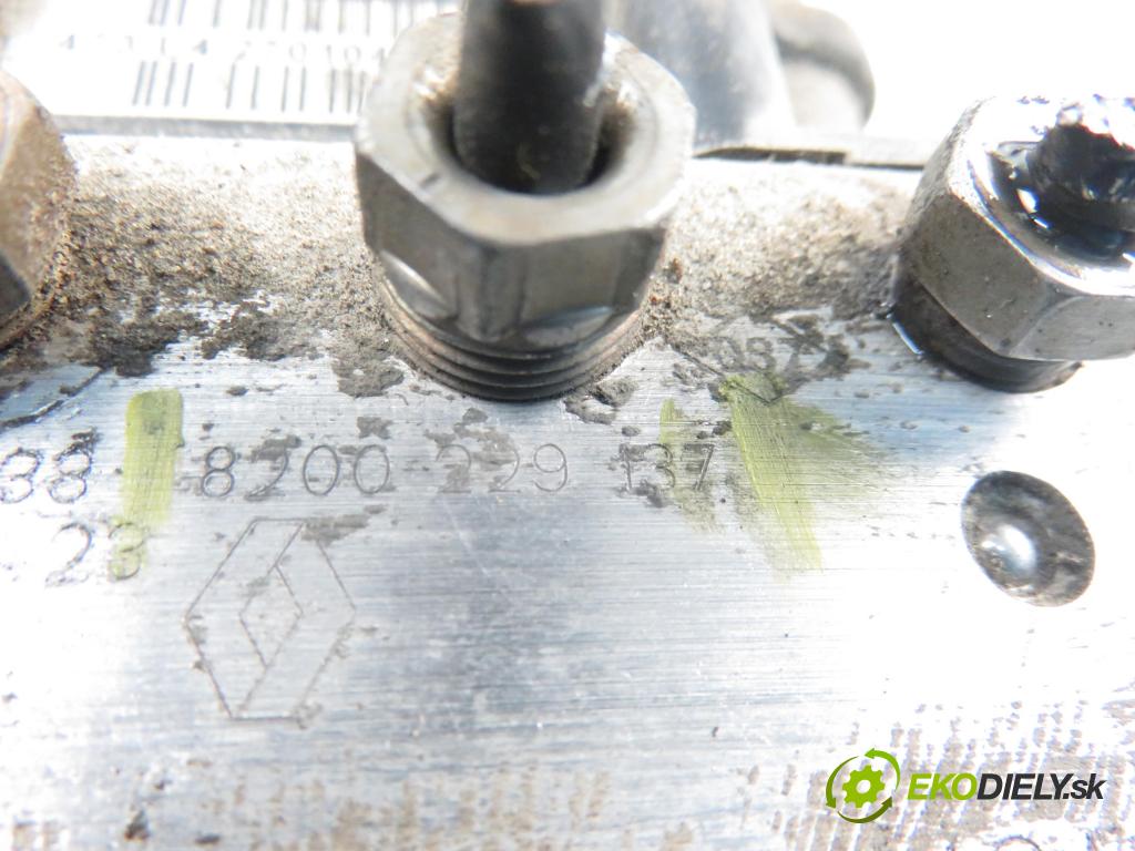 RENAULT CLIO II (BB_, CB_) HB 2004 1461,00 Sterowniki ABS 1461,00 Pumpa ABS 8200229137; 0266231338; 0265800335 (Pumpy ABS)