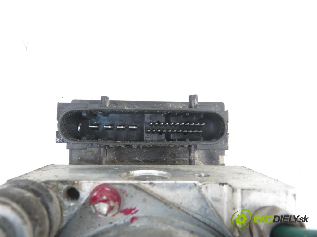 RENAULT CLIO II (BB_, CB_) HB 2004 1461,00 Sterowniki ABS 1461,00 Pumpa ABS 8200229137; 0266231338; 0265800335 (Pumpy ABS)