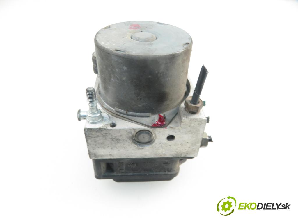 RENAULT CLIO II (BB_, CB_) HB 2004 1461,00 Sterowniki ABS 1461,00 Pumpa ABS 8200229137; 0266231338; 0265800335 (Pumpy ABS)