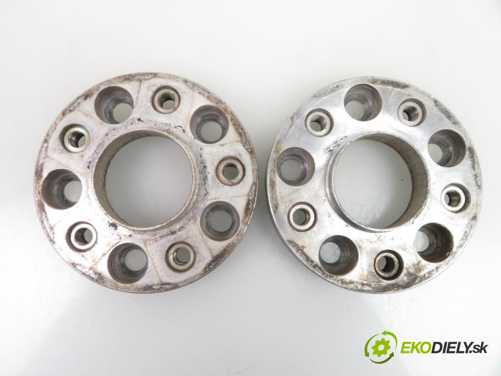 MERCEDES-BENZ KLASA C (W202) 2 dištančné hliníkové MERCEDES AUDI HRÚBKA 20MM ROZMERY: skrutka 5X112 66,6.