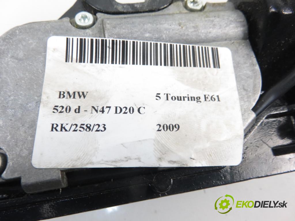 BMW 5 Touring (E61) KOMBI 2009 1995,00 Zamki 1995,00 zámok dveří kufr EL. 