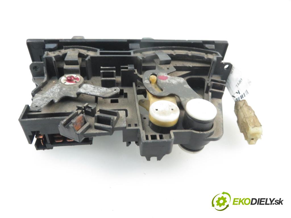 OPEL FRONTERA A (5_MWL4) TERENOWY 1994 2260,00 Panele sterowania, przełączniki 2260,00 Panel kúrenia KLIMATIZACE: