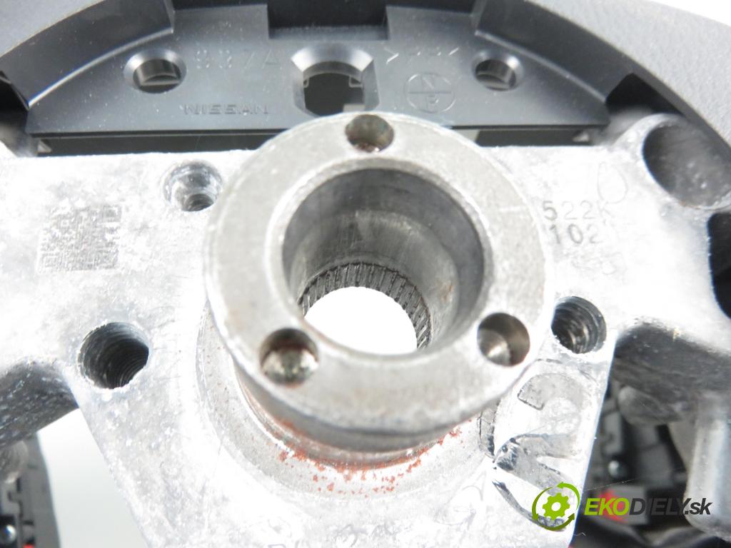 INFINITI Q50 SEDAN 2014 3498,00 Kierownice 3498,00 Volant  (Volanty)