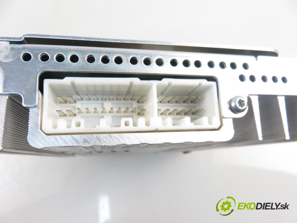 HYUNDAI SONATA VI (YF) SEDAN 2014 2359,00 Wzmacniacze 2359,00 Zosilňovač 963703S250 (Zosilňovače)