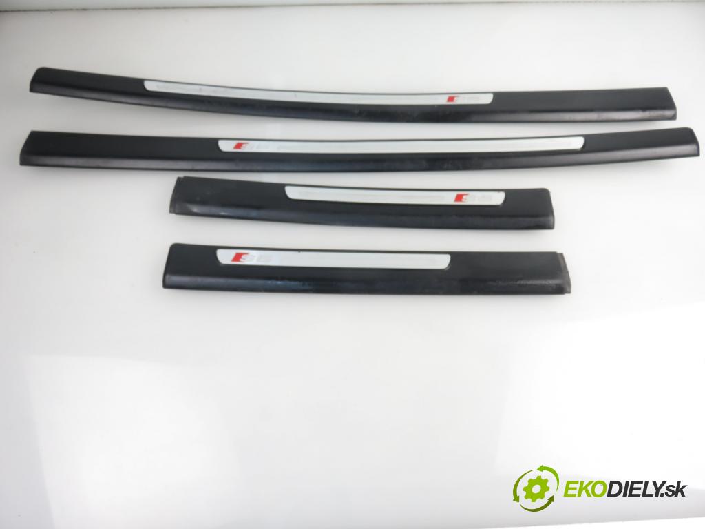 AUDI A6 Avant (4F5, C6) KOMBI 2006 5204,00 Listwy progowe, nakładki 5204,00 Lišta prahová L 4F0853374D; 4F0853373D