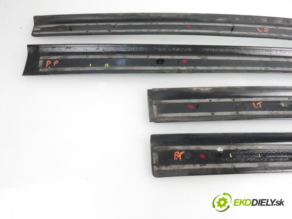 AUDI A6 Avant (4F5, C6) KOMBI 2006 5204,00 Listwy progowe, nakładki 5204,00 Lišta prahová L 4F0853374D; 4F0853373D