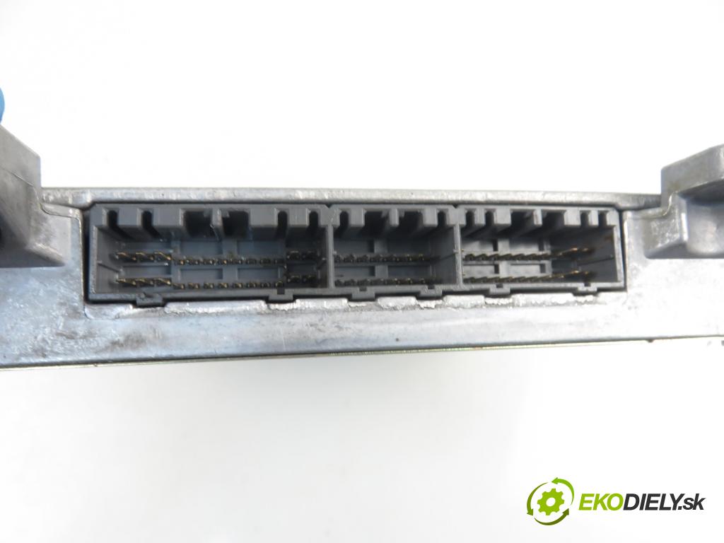 ROVER 600 (RH) SEDAN 1995 2259,00 Sterowniki silnika 2259,00 Riadiaca jednotka Motor 37820P44G71