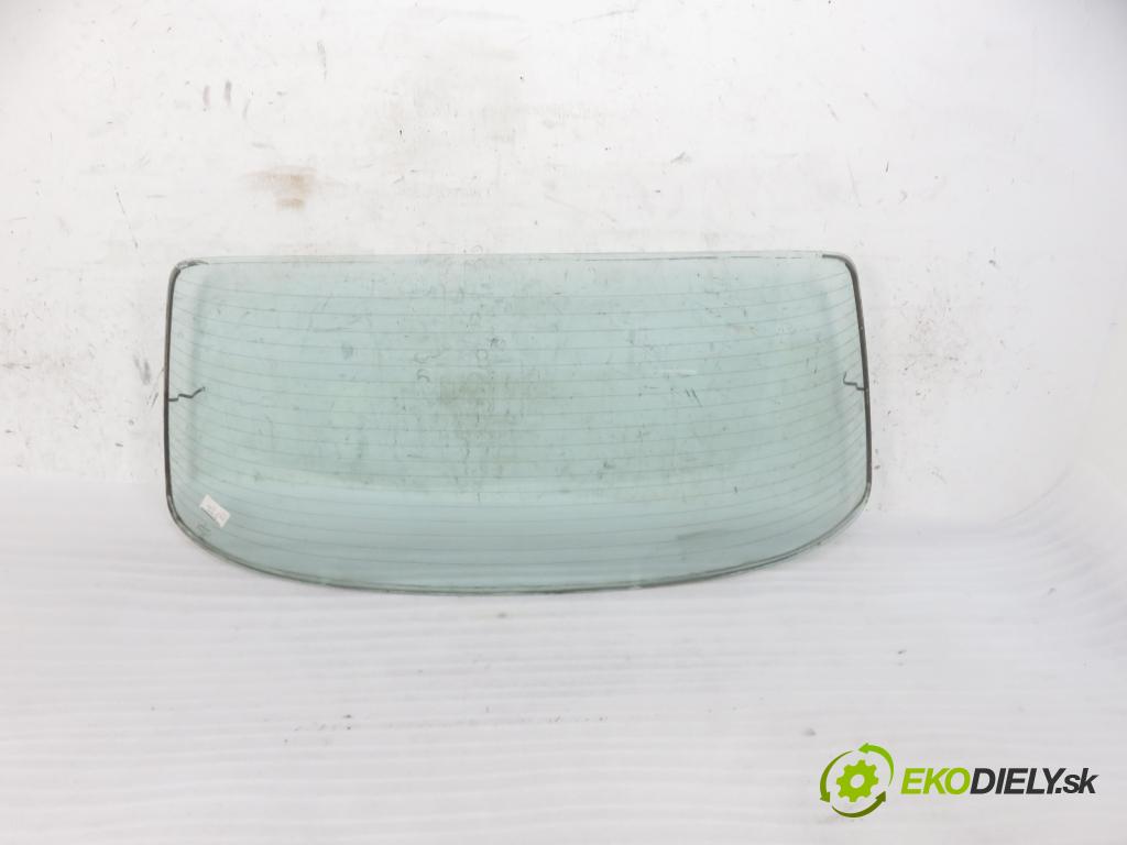 MERCEDES-BENZ 123 sedan (W123) SEDAN 1983 65,00 300 D 88 - OM 617.912 2998,00 Okno zadná sedan 