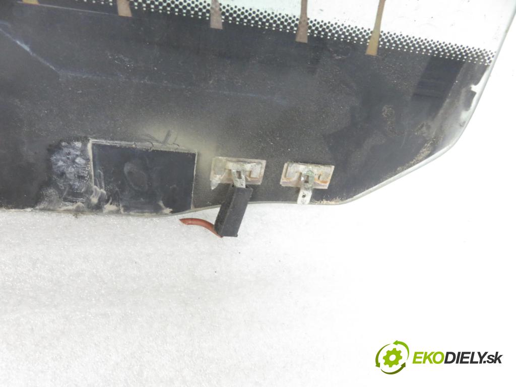 LAND ROVER FREELANDER Soft Top (L359) SUV 2001 88,00 1.8 i 16V 4x4 120 - 18 K4F 1796,00 Okno zadné kapota