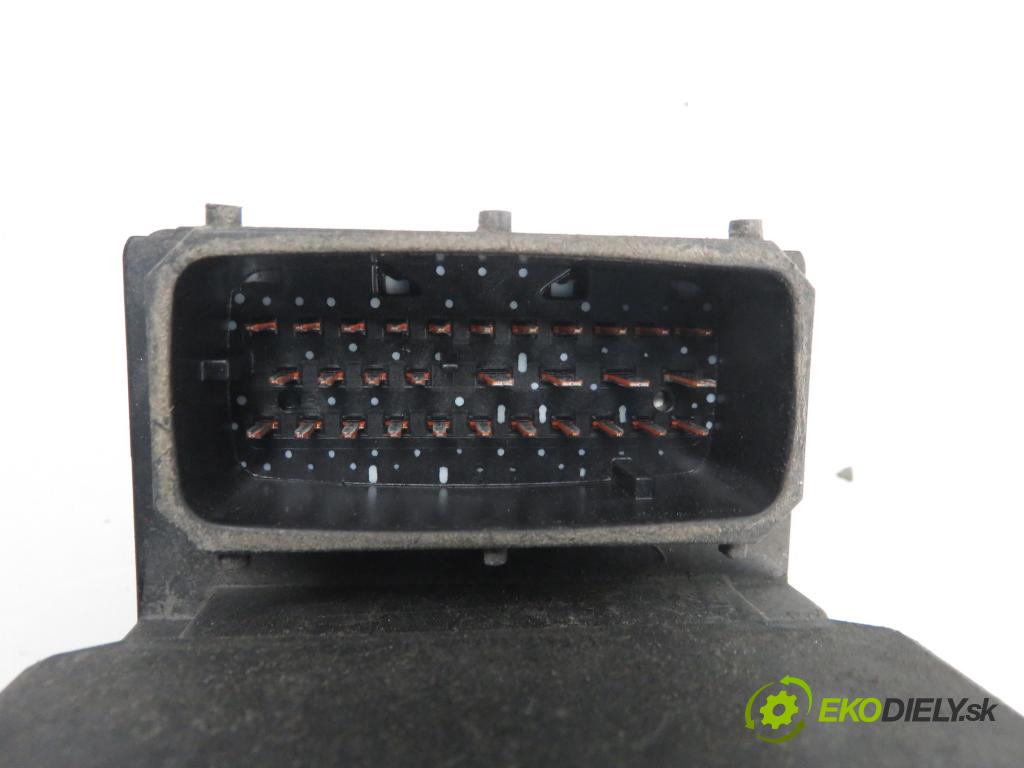 FORD TRANSIT Platforma / Podwozie (FM_ _, FN_ _) KABINA/PLATFORMA 2006 1998,00 Sterowniki ABS 1998,00 Pumpa ABS 3C112C285AA; 0265220670 (Pumpy ABS)