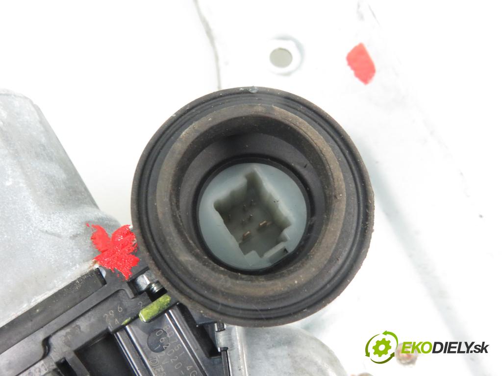 INFINITI Q50 SEDAN 2014 225,00 3.5 V6 306 50 Hybrid - VQ35HR 3498,00 mechanismus oken 807514GA0A ; 0620203090