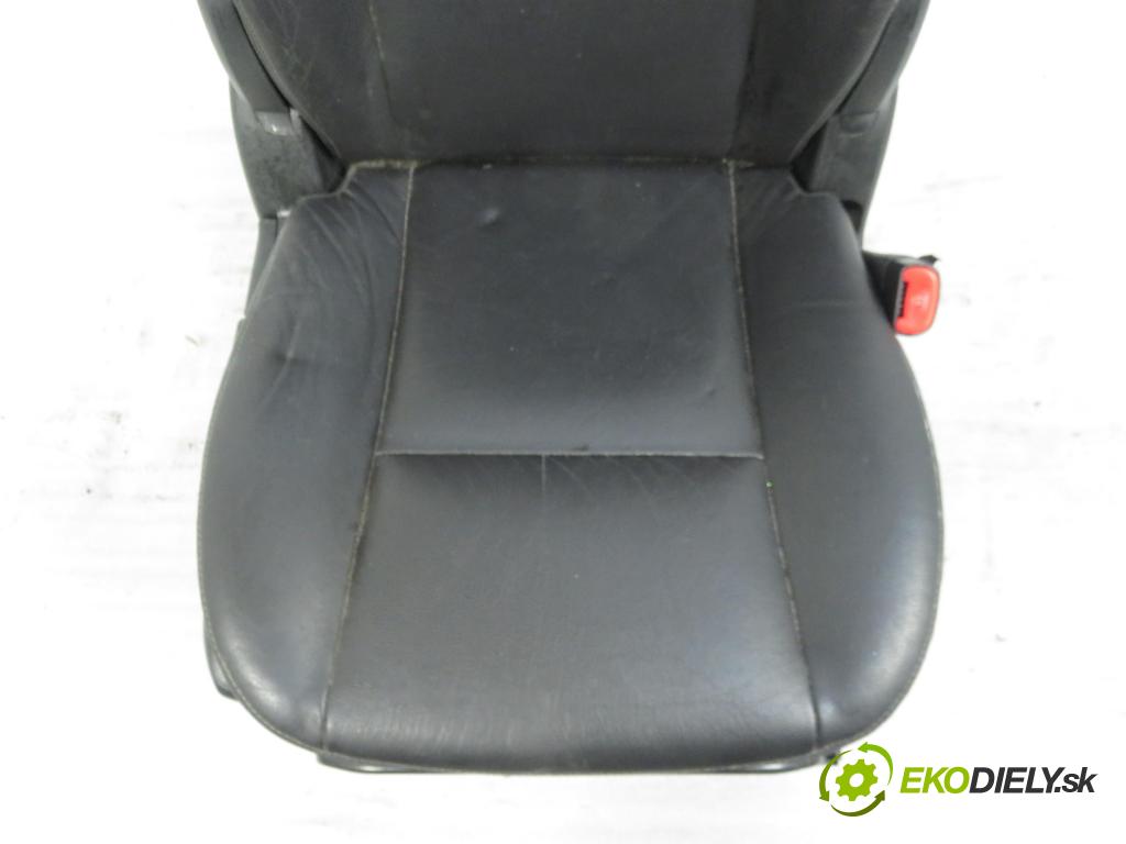 CHEVROLET CAPTIVA (C100, C140) SUV 2012 2231,00 Fotele, kanapy 2231,00 Sedadlá, sedačky