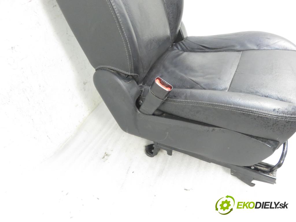CHEVROLET CAPTIVA (C100, C140) SUV 2012 2231,00 Fotele, kanapy 2231,00 Sedadlá, sedačky