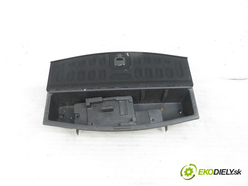 CHEVROLET CAPTIVA (C100, C140) SUV 2012 2231,00 Fotele, kanapy 2231,00 Sedadlo 3 RIADOK: ľavy