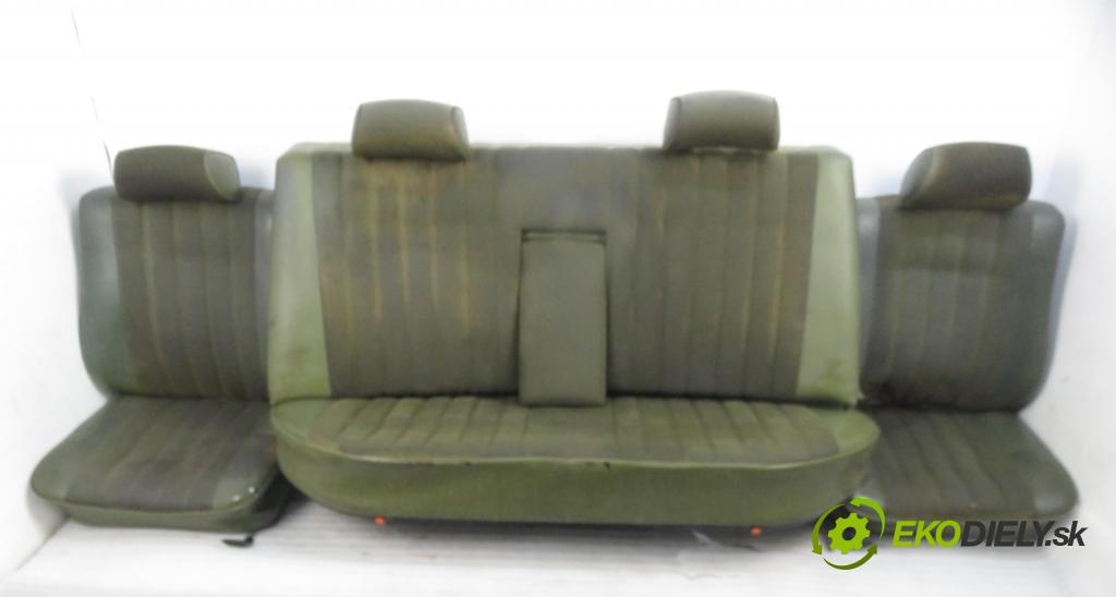 MERCEDES-BENZ 123 sedan (W123) SEDAN 1983 2998,00 Fotele, kanapy 2998,00 Sedadlá, sedačky