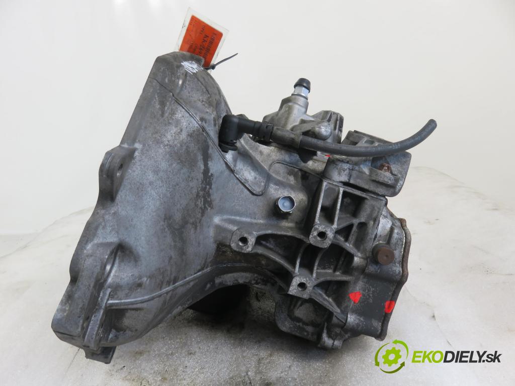 OPEL CORSA C (X01) HB 2003 1199,00 Kompletne skrzynie 1199,00 Prevodovka MANUALNA F13C394