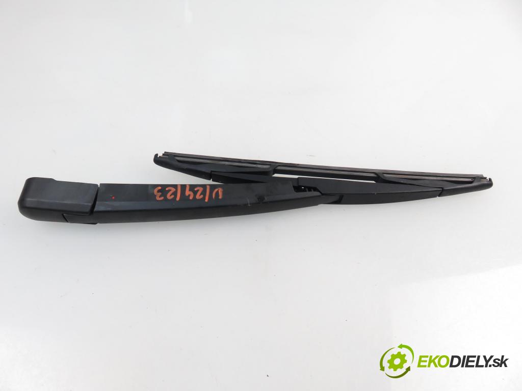 OPEL ASTRA J Sports Tourer (P10) KOMBI 2012 1686,00 Ramiona wycieraczek 1686,00 RAMENO: stěrače zadní část