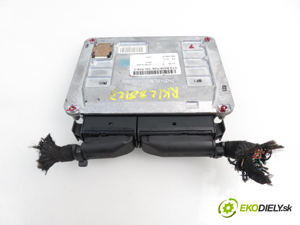 AUDI A4 (8E2, B6) SEDAN 2003 1595,00 Sterowniki silnika 1595,00 Riadiaca jednotka Motor 8E0906018AL
