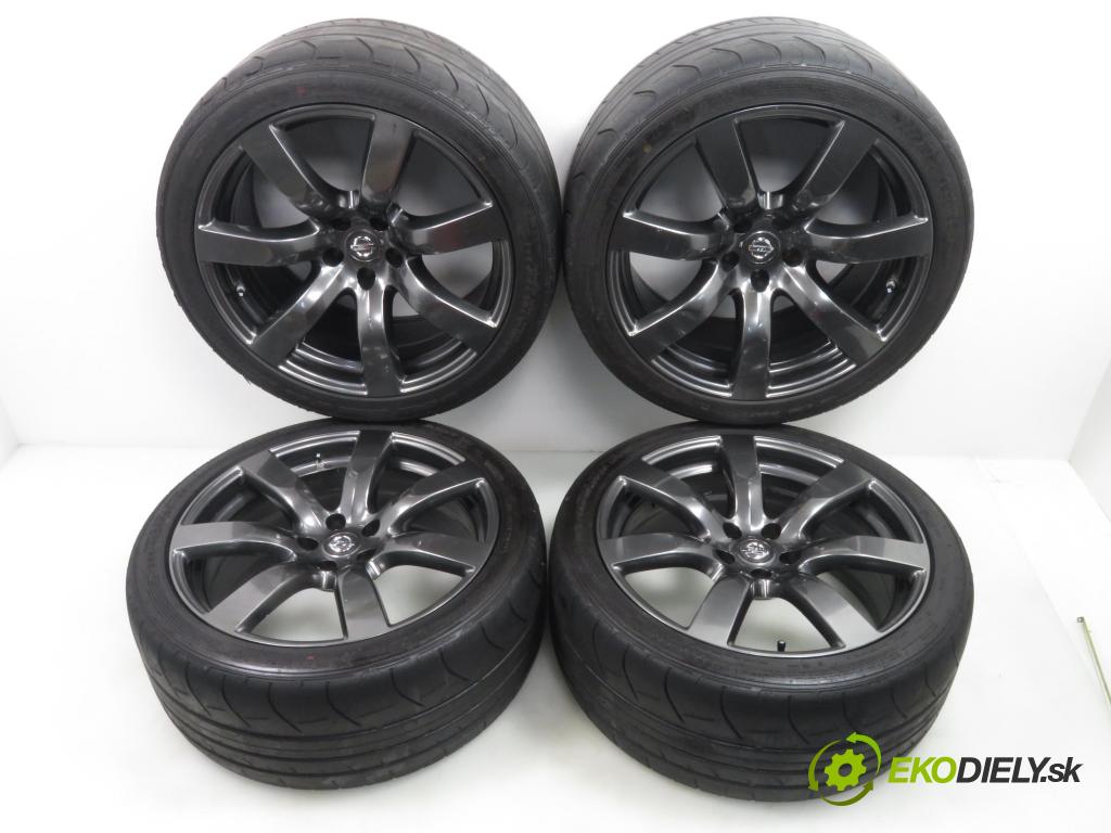 NISSAN GT-R (R35)  0    disky / disk JF01ASK65 ; JF00ASK64