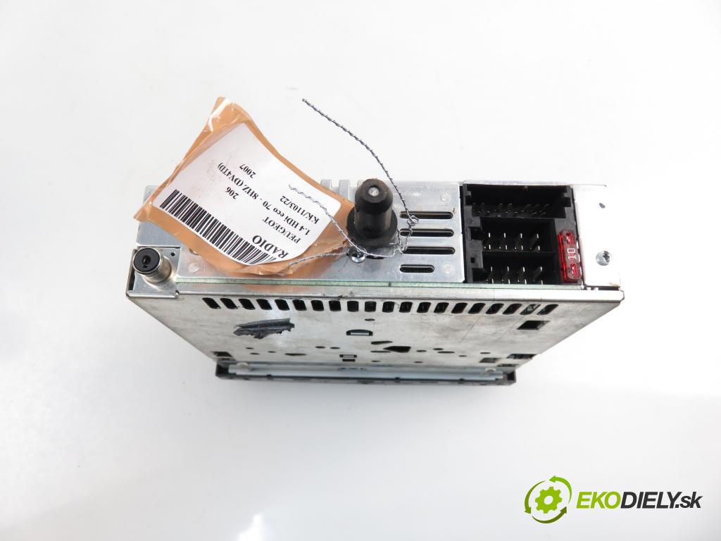 PEUGEOT 206 liftback (2A/C) HB 2007 1398,00 Radioodtwarzacze 1398,00 RADIO CD 96627712XT