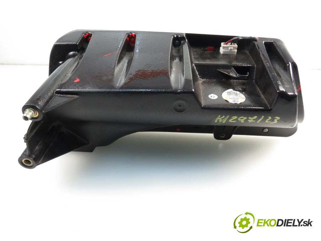 FIAT GRANDE PUNTO (199_) HB 2006 1910,00 Głośniki 1910,00 subwoofer 7354242490 (Audio zariadenia)