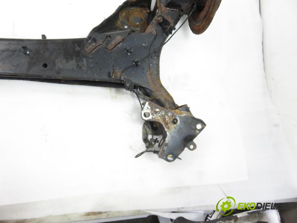 RENAULT SCENIC II (JM0/1_) MINIVAN 2005 83,00 1.6 (JM0C, JM0J, JM1B) - K4M 782 1598,00 Výstuha zadná ABS