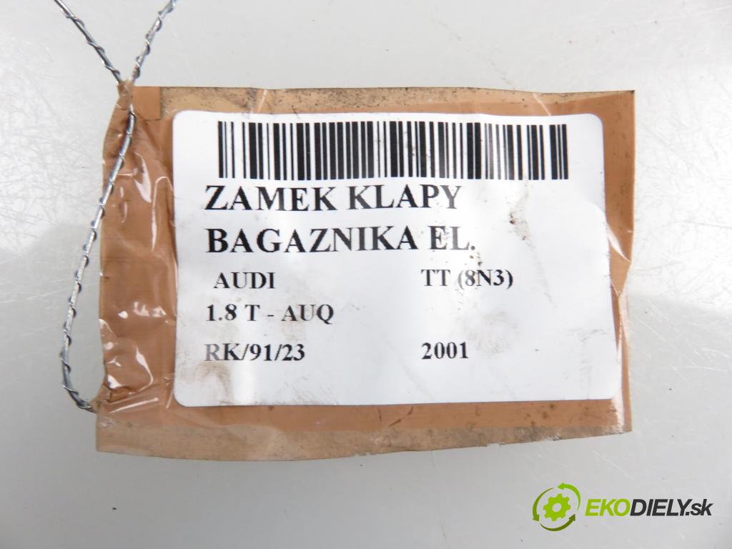 AUDI TT (8N3) COUPE 2001 1781,00 Zamki 1781,00 zámok dveří kufr EL. 8N0827505B