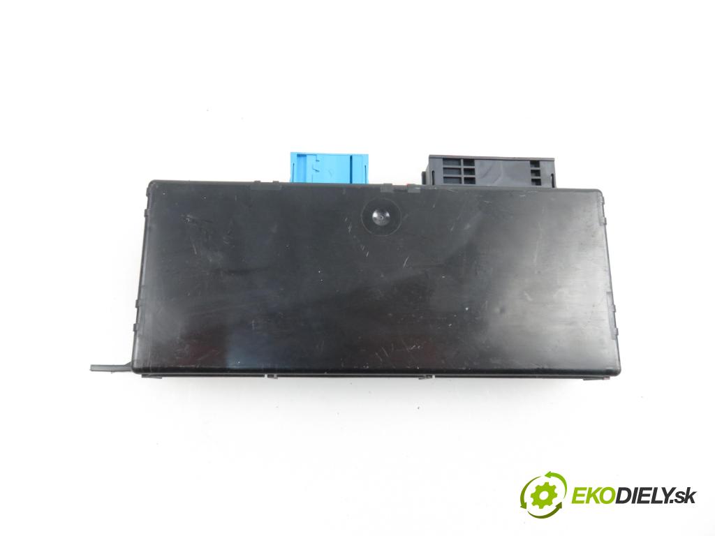 BMW 5 (F10) SEDAN 2011 2993,00 Moduły komfortu 2993,00 MODUL komfortu 9243212