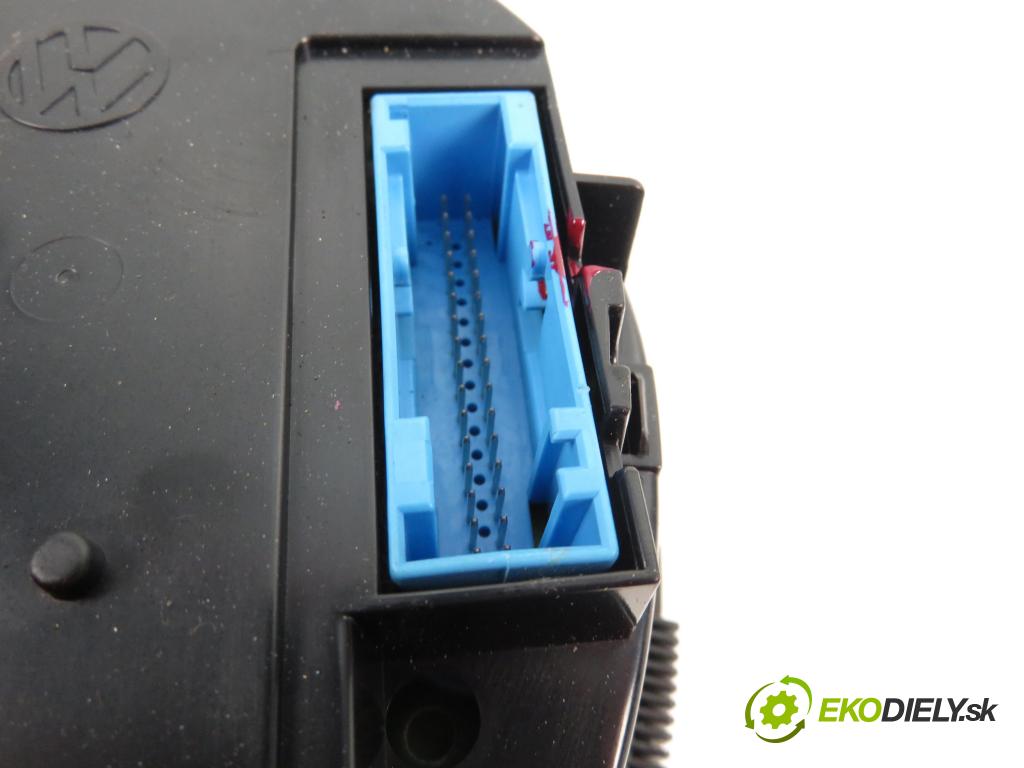 VW BORA Variant (1J6) KOMBI 1999 1896,00 Liczniki, zegary 1896,00 Prístrojovka elektrický 1J0919861F; 0263611050; S0310969181