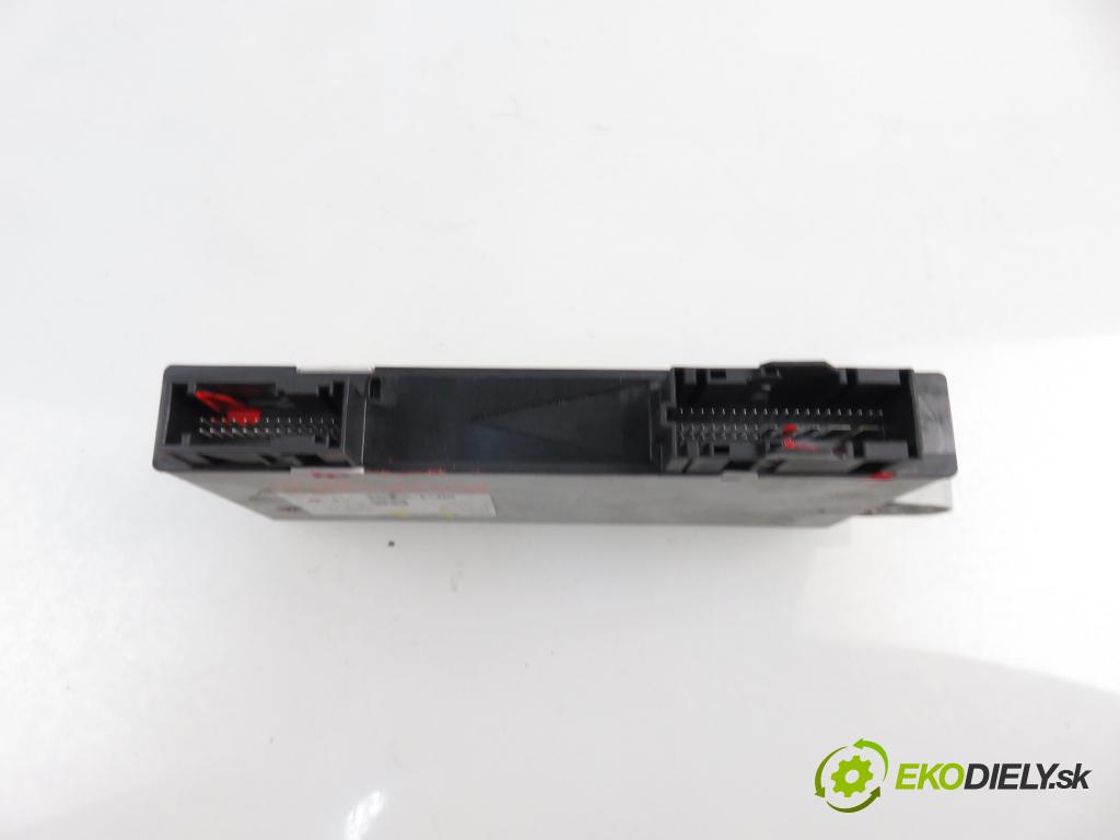 BMW 5 (F10) SEDAN 2011 2993,00 Moduły komfortu 2993,00 MODUL komfortu 9257038