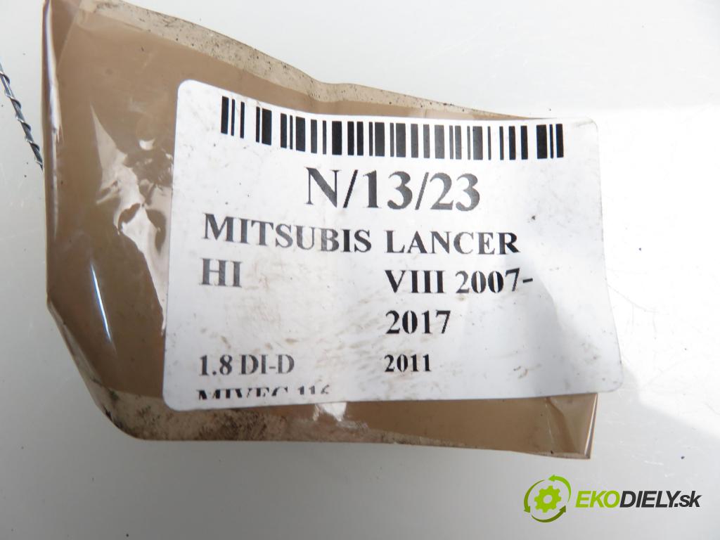 RIVESTIMENTO PARAFANGO HDPE per Mitsubishi Lancer Viii Cy/Z + Sportback