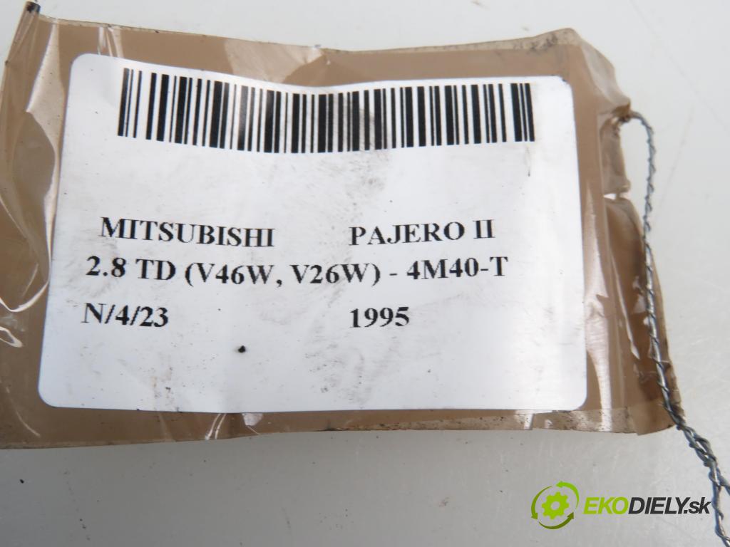 MITSUBISHI PAJERO II (V3_W, V2_W, V4_W) TERENOWY 1995 2835,00 Czujniki uderzenia 2835,00 Snímač nárazu MB921288 (Snímače nárazu)