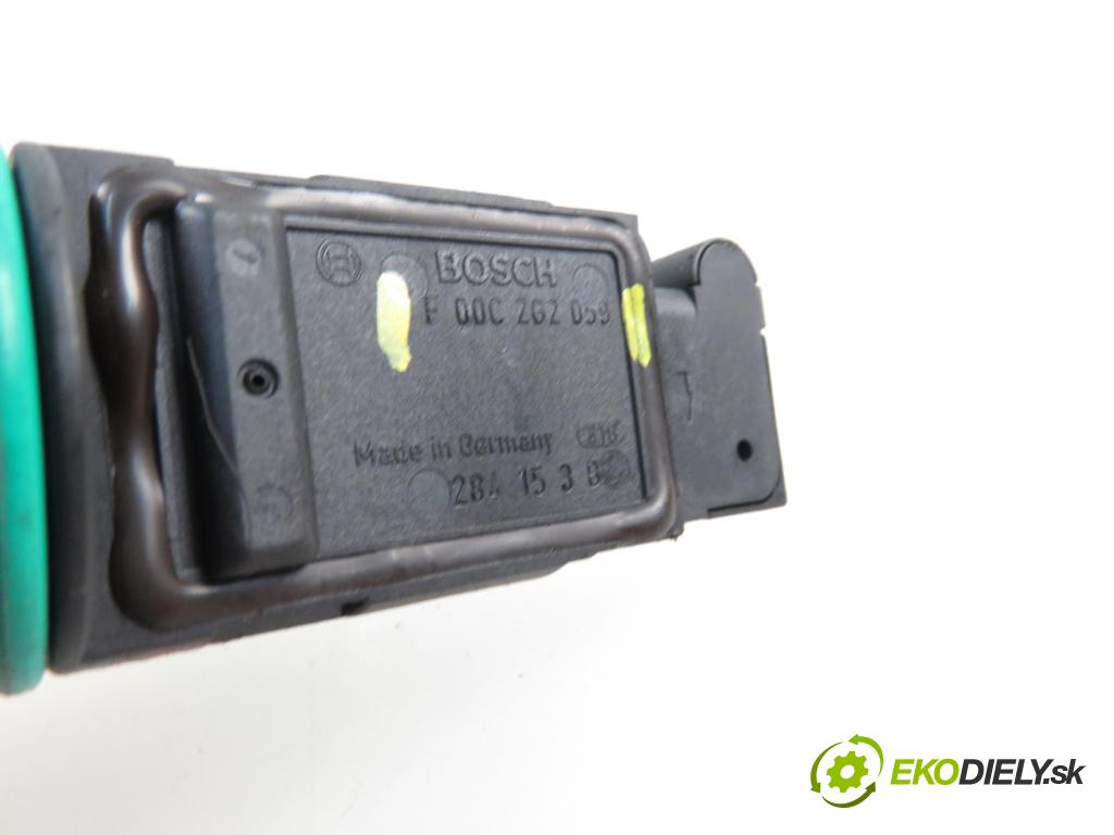 MERCEDES-BENZ KLASA V (638/2) VAN 1997 72,00 V 230 TD 98 - OM 601.970 2299,00 váha vzduchu vzduchu F00C2G2059