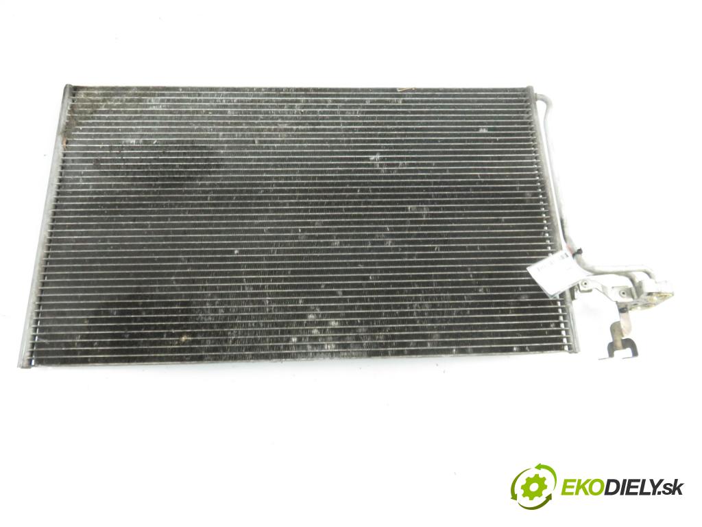 VOLVO V50 (MW) KOMBI 2007 2400,00 Chłodnice klimatyzacji (skraplacze) 2400,00 chladič klimatizácie 31356003 (Chladiče klimatizácie)