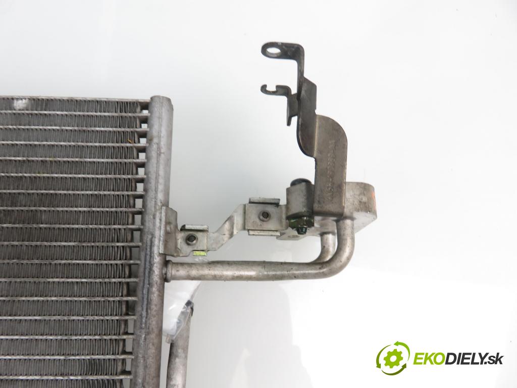 VOLVO V50 (MW) KOMBI 2007 2400,00 Chłodnice klimatyzacji (skraplacze) 2400,00 chladič klimatizácie 31356003 (Chladiče klimatizácie)