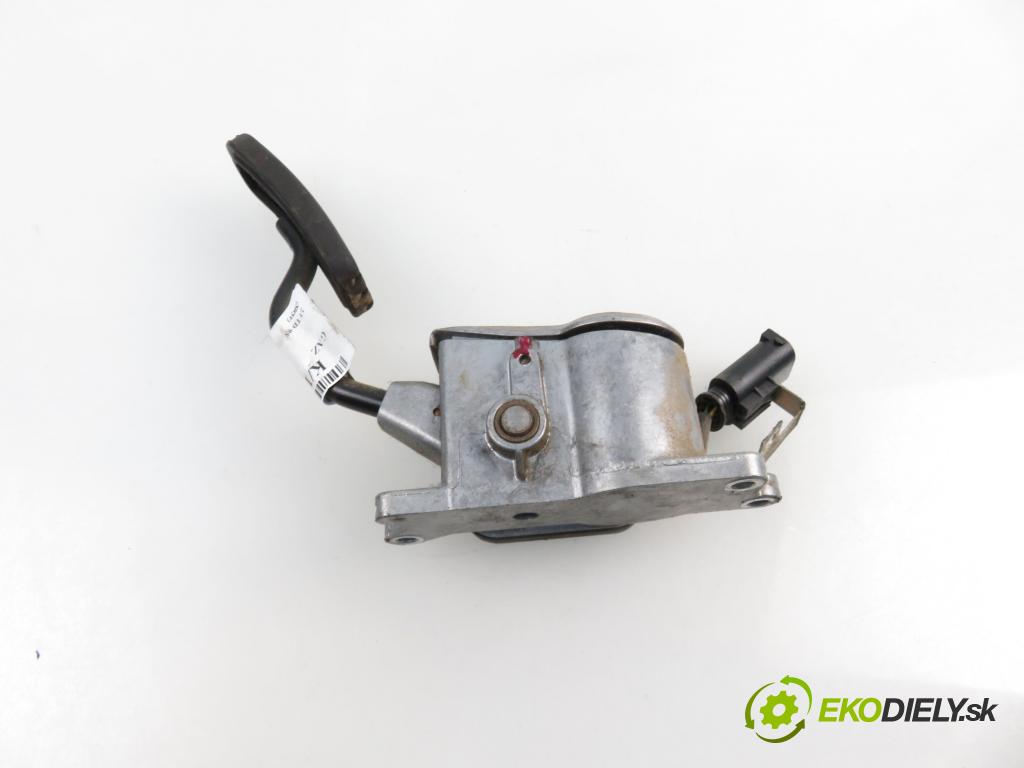 GAZ GAZELLE Platforma / podwozie KABINA/PLATFORMA 2006 2,10 Pozostałe 2134,00 Potenciometer plynového pedálu 2176830 (Pedále)