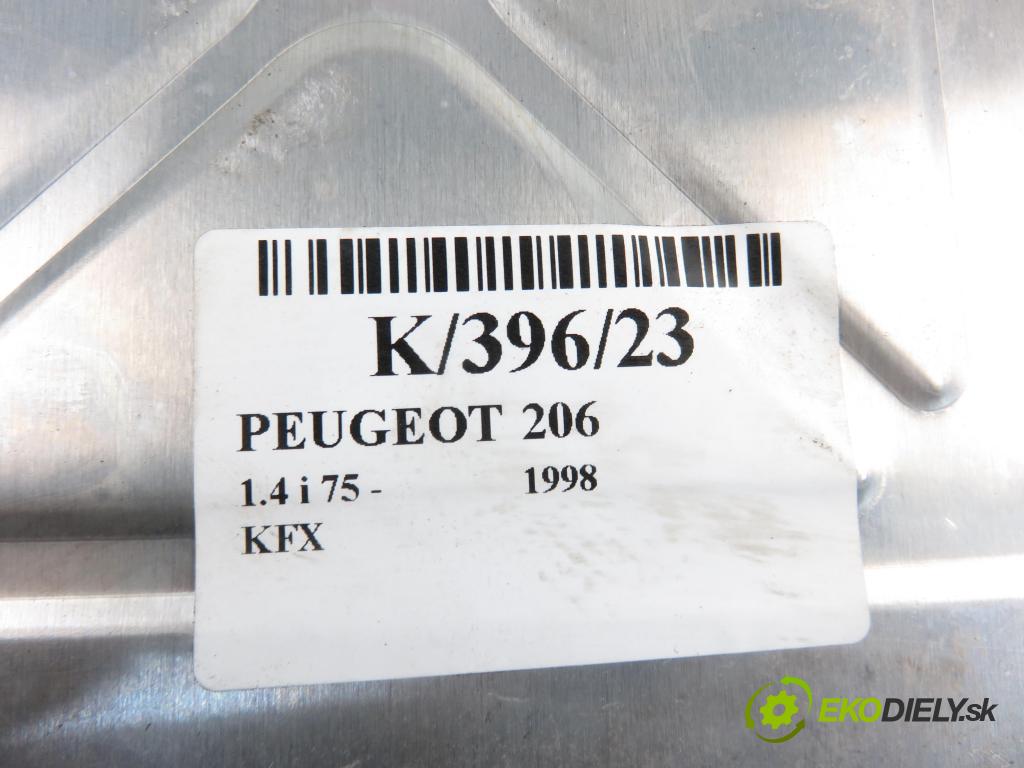 PEUGEOT 206 liftback (2A/C) HB 1998 1361,00 Sterowniki silnika 1361,00 Riadiaca jednotka Motor 9635991180E