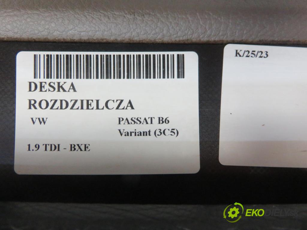 VW PASSAT B6 Variant (3C5) KOMBI 2006 1896,00 Deski rozdzielcze, konsole 1896,00 doska