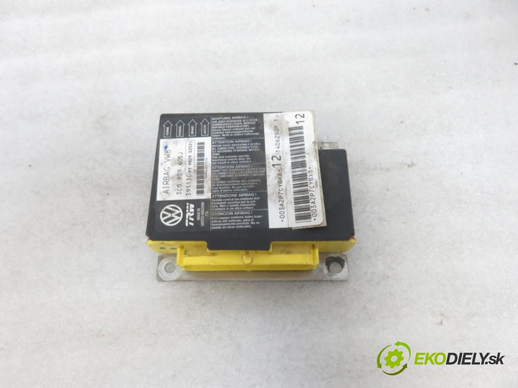 VW PASSAT B6 Variant (3C5) KOMBI 2006 1896,00 Deski rozdzielcze, konsole 1896,00 doska