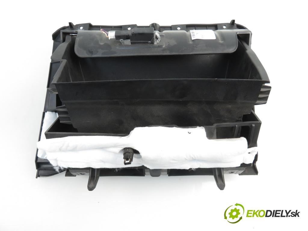 FIAT TIPO kombi (356_357_) KOMBI 2017 1598,00 Schowki, półki 1598,00 Priehradka, kastlík 7356311620E
