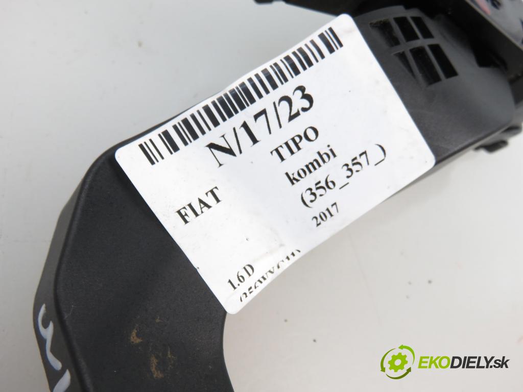 FIAT TIPO kombi (356_357_) KOMBI 2017 1598,00 Pozostałe 1598,00 Potenciometer plynového pedálu 6PV01017522; 52025707 (Pedále)