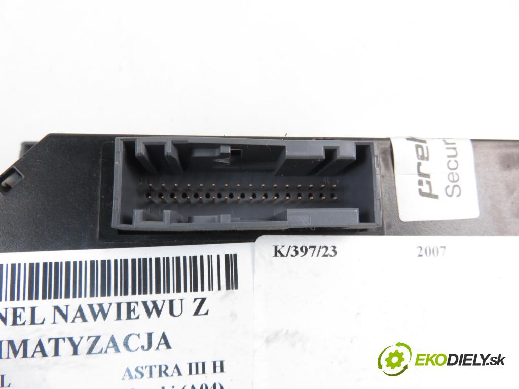 OPEL ASTRA H Kombi (A04) KOMBI 2007 1686,00 Panele sterowania, przełączniki 1686,00 Panel kúrenia KLIMATIZACE: 13247814
